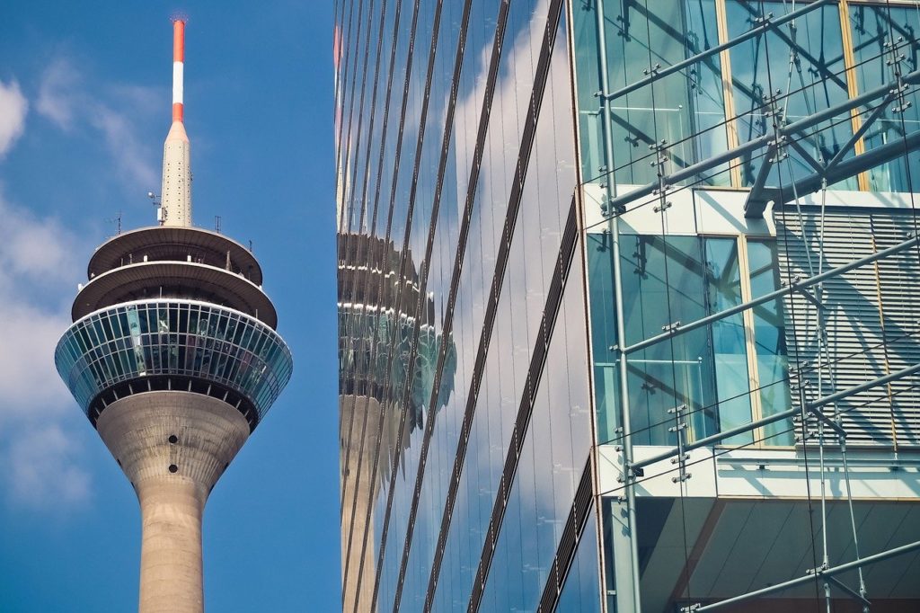 Gut angebunden in Düsseldorf Heerdt